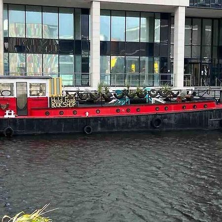 Leeds Clarence Dock 2 Bedroom Apt Dış mekan fotoğraf